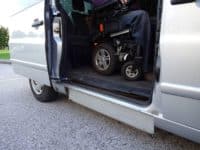 Quels véhicules pour le transport de personnes handicapées ?